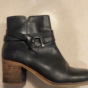 Sperry Black leather boots size 7.5